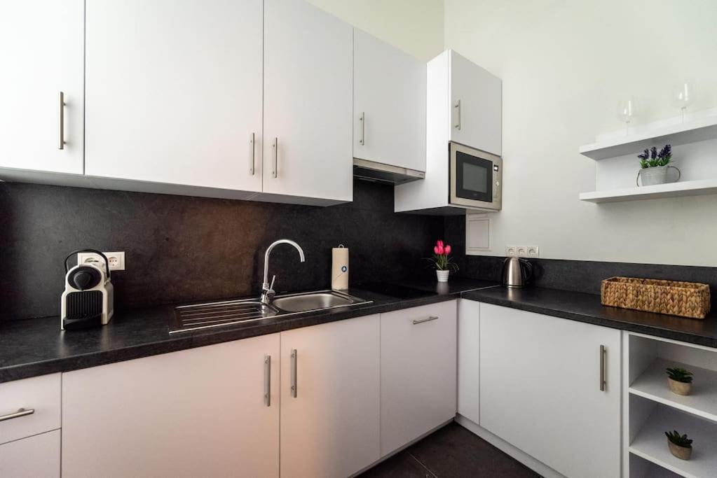 Pristine 1Br Steps From City By Hm Wien Exterior foto