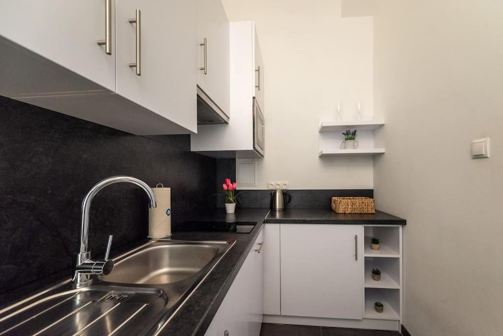 Pristine 1Br Steps From City By Hm Wien Exterior foto